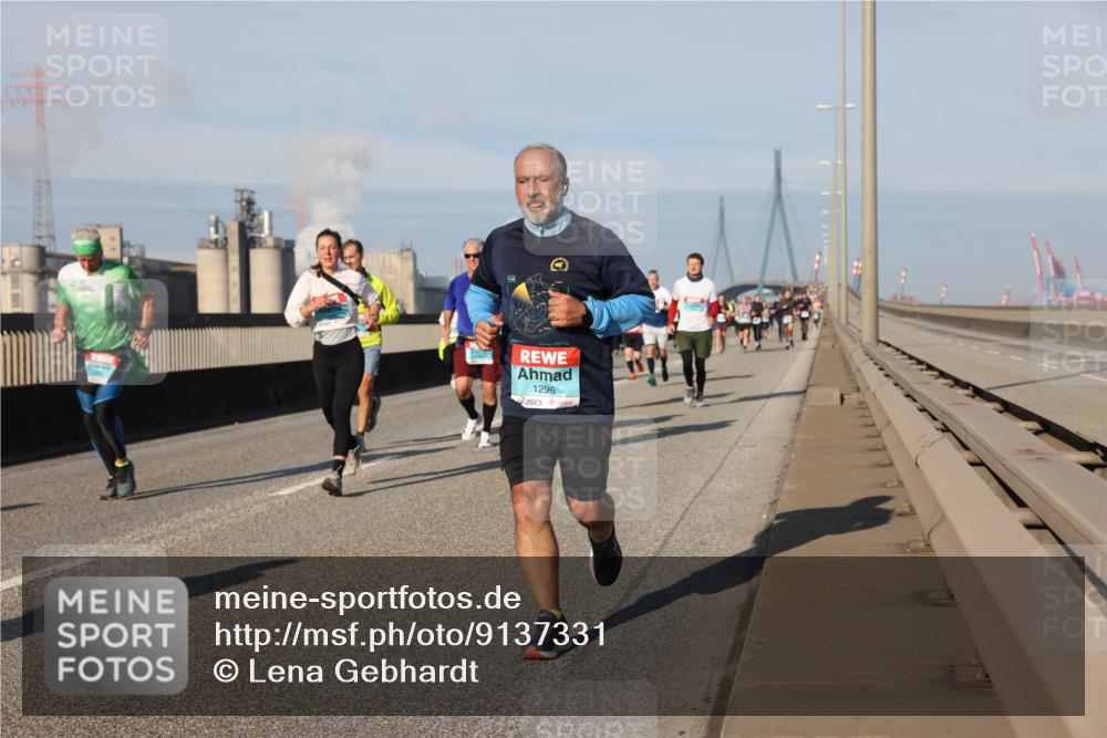 03.10.2025 - Köhlbrandbrückenlauf Lena Gebhardt http://msf.ph/oto/9137331 03.10.2025 09:55:12 Position 2 1296 meine-sportfotos.de