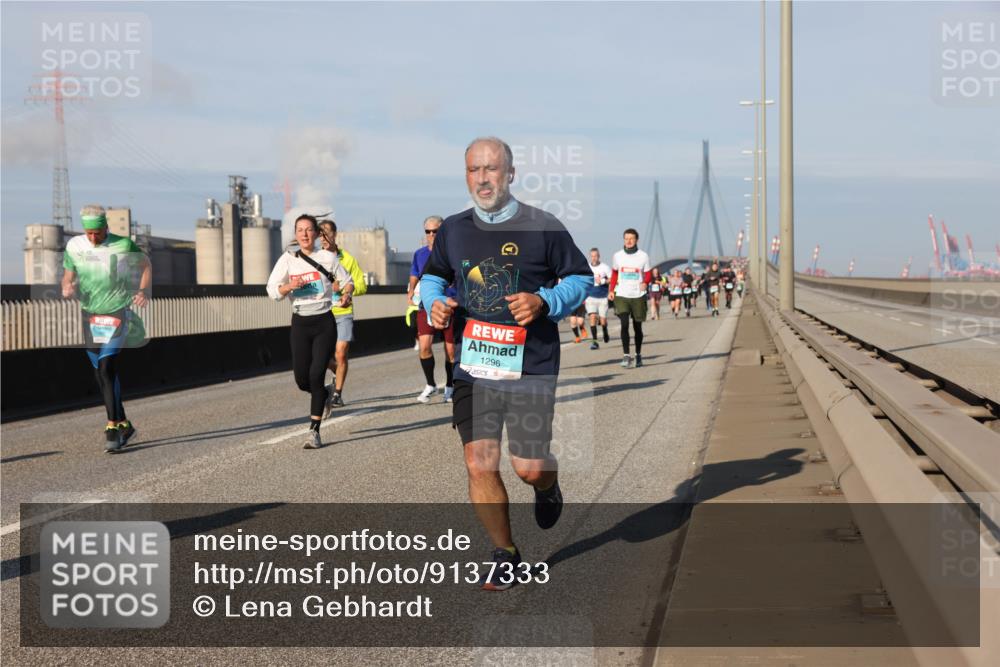 03.10.2025 - Köhlbrandbrückenlauf Lena Gebhardt http://msf.ph/oto/9137333 03.10.2025 09:55:12 Position 2 15, 1296 meine-sportfotos.de