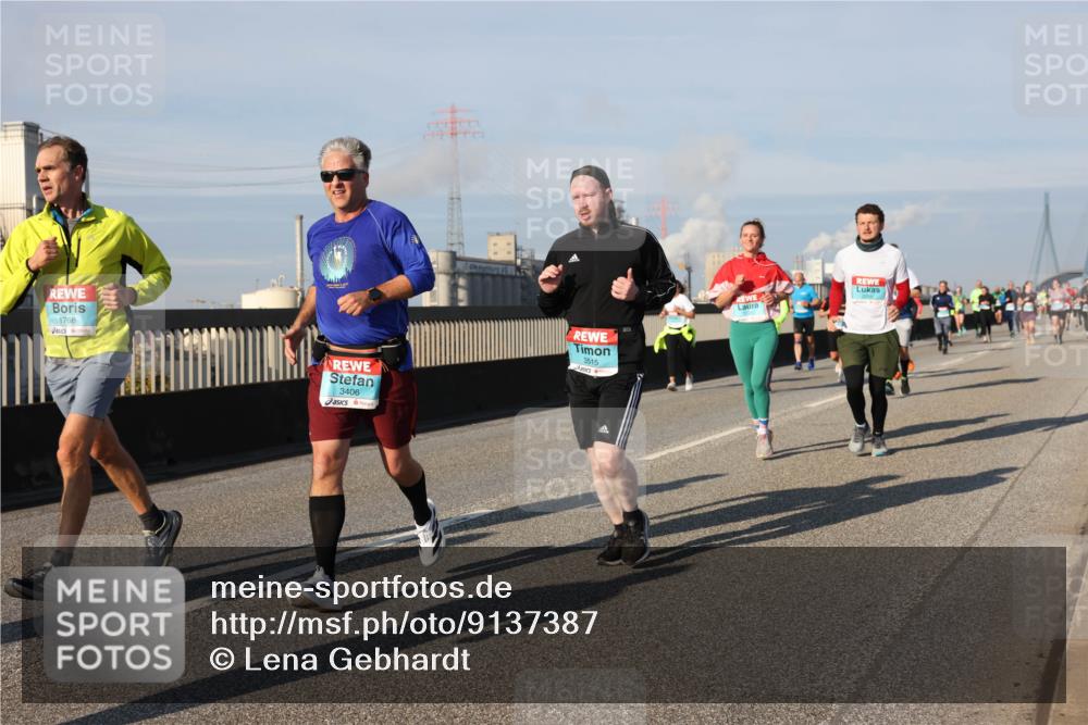 03.10.2025 - Köhlbrandbrückenlauf Lena Gebhardt http://msf.ph/oto/9137387 03.10.2025 09:55:15 Position 2 1768, 3406, 3515 meine-sportfotos.de