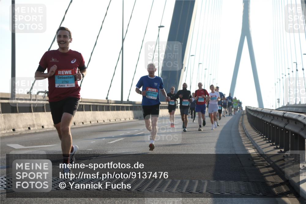 03.10.2025 - Köhlbrandbrückenlauf Yannick Fuchs http://msf.ph/oto/9137476 03.10.2025 08:21:24 Position 2 2792 meine-sportfotos.de