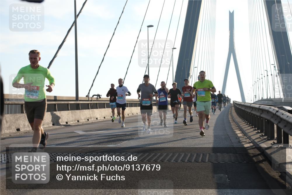 03.10.2025 - Köhlbrandbrückenlauf Yannick Fuchs http://msf.ph/oto/9137679 03.10.2025 08:21:41 Position 2 1462 meine-sportfotos.de