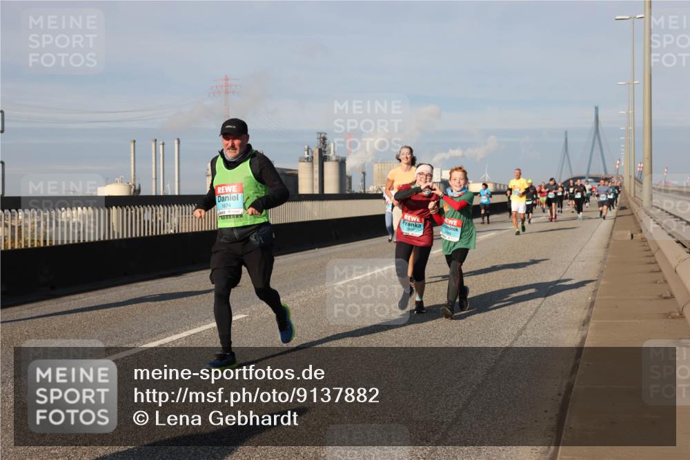 03.10.2025 - Köhlbrandbrückenlauf Lena Gebhardt http://msf.ph/oto/9137882 03.10.2025 09:55:45 Position 2 1674, 3499 meine-sportfotos.de