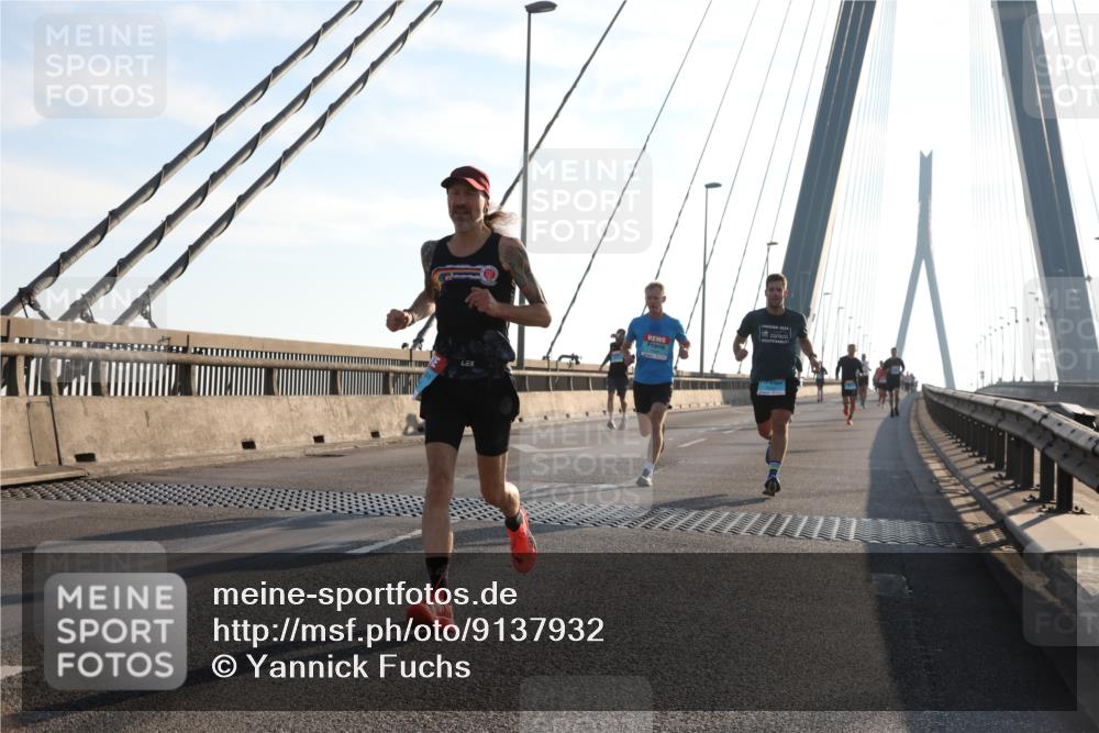 03.10.2025 - Köhlbrandbrückenlauf Yannick Fuchs http://msf.ph/oto/9137932 03.10.2025 08:21:58 Position 2  meine-sportfotos.de