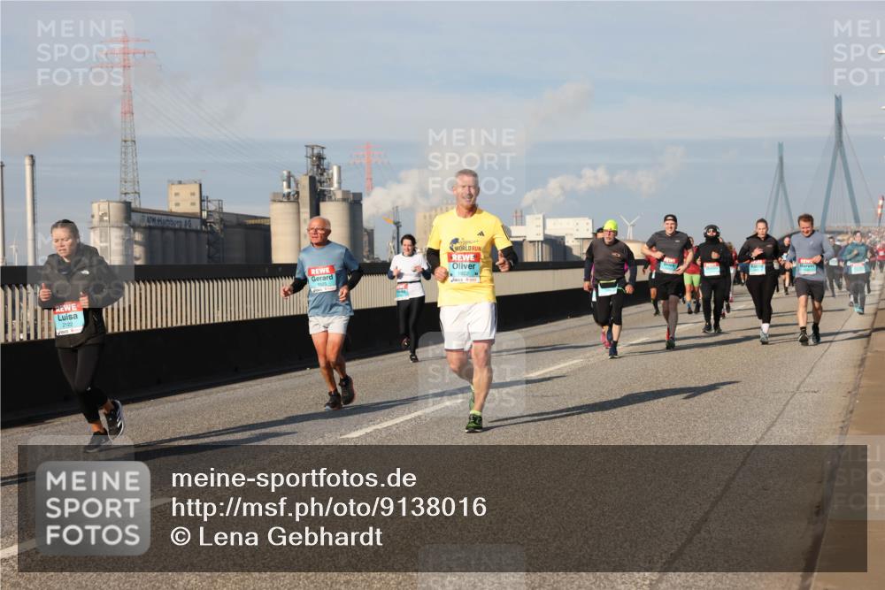 03.10.2025 - Köhlbrandbrückenlauf Lena Gebhardt http://msf.ph/oto/9138016 03.10.2025 09:55:49 Position 2 2122, 1922 meine-sportfotos.de