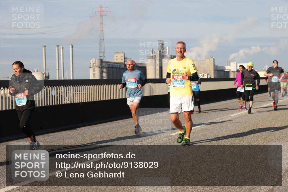 03.10.2025 - Köhlbrandbrückenlauf Lena Gebhardt http://msf.ph/oto/9138029 03.10.2025 09:55:50 Position 2 2122, 4, 1523, 1922 meine-sportfotos.de