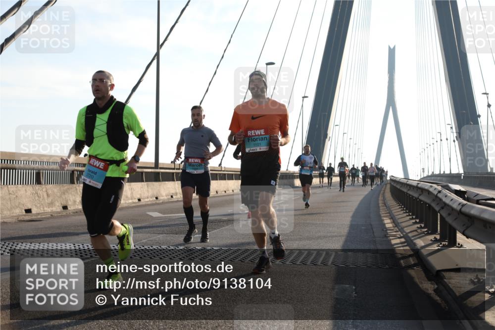 03.10.2025 - Köhlbrandbrückenlauf Yannick Fuchs http://msf.ph/oto/9138104 03.10.2025 08:22:12 Position 2 3720, 1069, 1101 meine-sportfotos.de