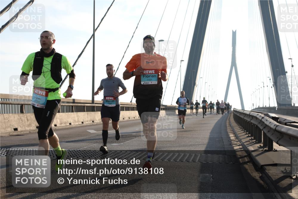 03.10.2025 - Köhlbrandbrückenlauf Yannick Fuchs http://msf.ph/oto/9138108 03.10.2025 08:22:12 Position 2 3720, 1069, 1101 meine-sportfotos.de