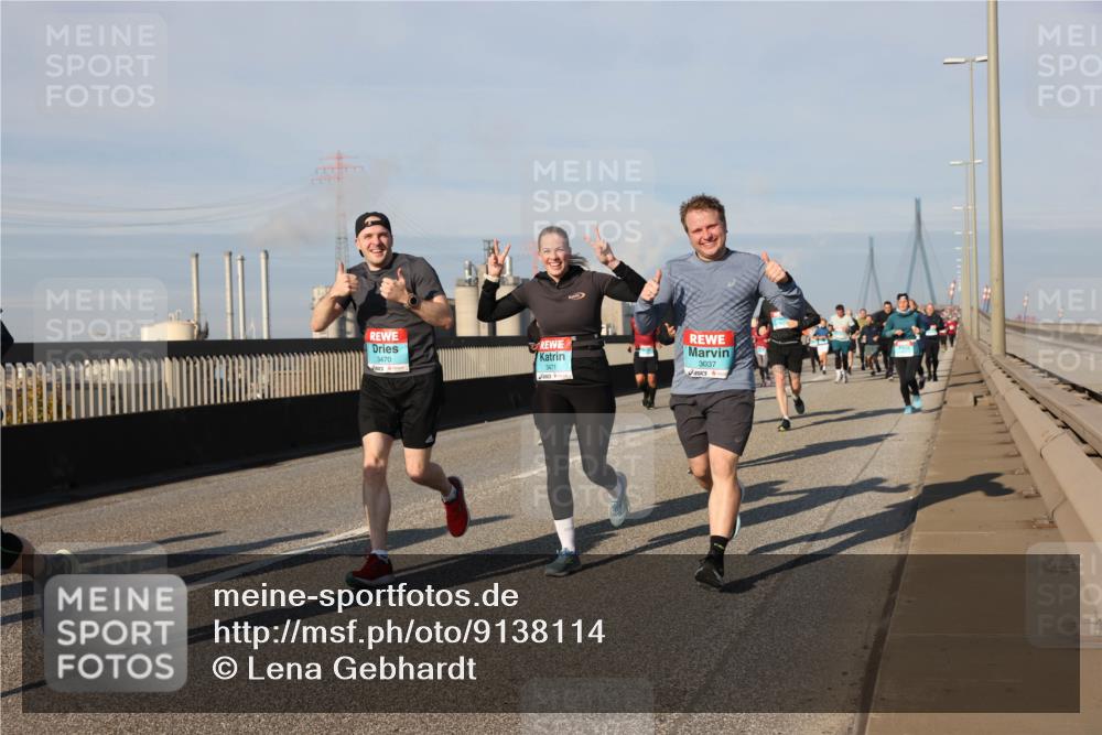 03.10.2025 - Köhlbrandbrückenlauf Lena Gebhardt http://msf.ph/oto/9138114 03.10.2025 09:55:55 Position 2 7200, 3470, 3471, 3037 meine-sportfotos.de