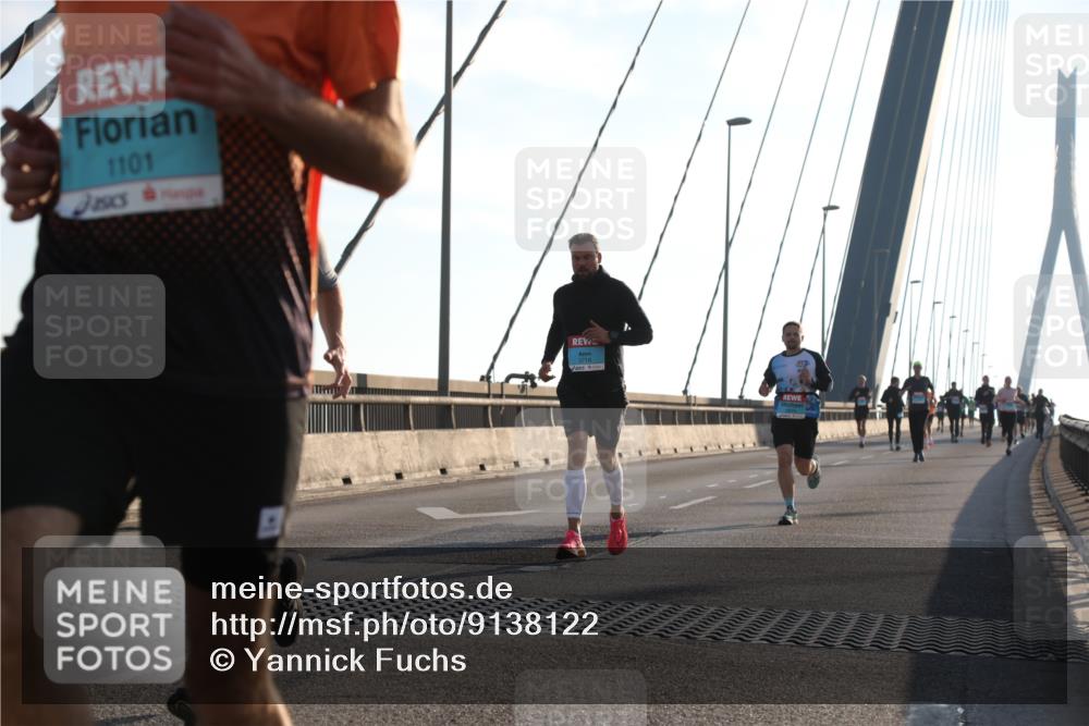 03.10.2025 - Köhlbrandbrückenlauf Yannick Fuchs http://msf.ph/oto/9138122 03.10.2025 08:22:13 Position 2 1101, 3718 meine-sportfotos.de
