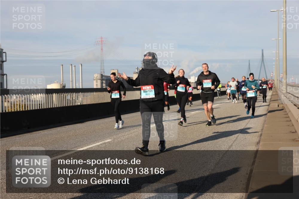 03.10.2025 - Köhlbrandbrückenlauf Lena Gebhardt http://msf.ph/oto/9138168 03.10.2025 09:55:57 Position 2 2093 meine-sportfotos.de