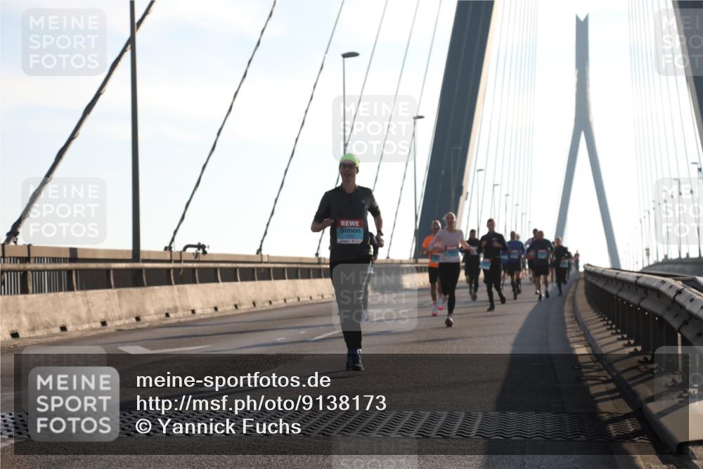 03.10.2025 - Köhlbrandbrückenlauf Yannick Fuchs http://msf.ph/oto/9138173 03.10.2025 08:22:20 Position 2  meine-sportfotos.de