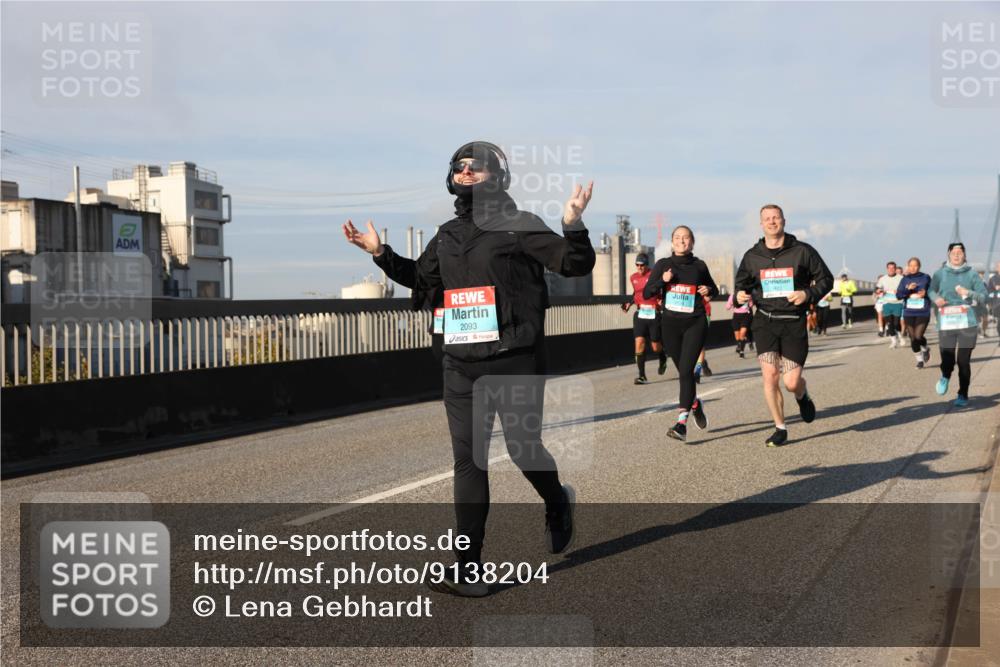 03.10.2025 - Köhlbrandbrückenlauf Lena Gebhardt http://msf.ph/oto/9138204 03.10.2025 09:55:57 Position 2 2093 meine-sportfotos.de
