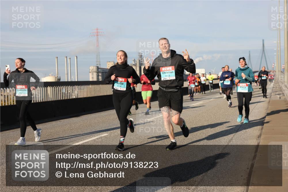 03.10.2025 - Köhlbrandbrückenlauf Lena Gebhardt http://msf.ph/oto/9138223 03.10.2025 09:55:58 Position 2 3473, 3134, 1204 meine-sportfotos.de