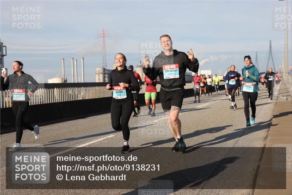 03.10.2025 - Köhlbrandbrückenlauf Lena Gebhardt http://msf.ph/oto/9138231 03.10.2025 09:55:58 Position 2 1204, 3134, 3473 meine-sportfotos.de