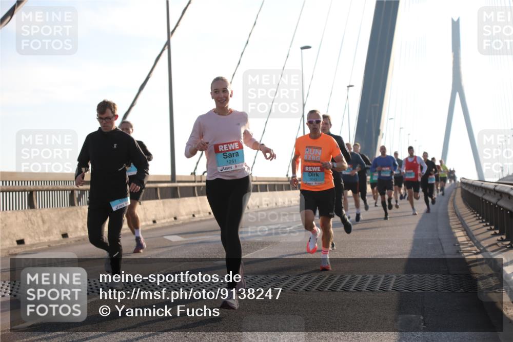 03.10.2025 - Köhlbrandbrückenlauf Yannick Fuchs http://msf.ph/oto/9138247 03.10.2025 08:22:24 Position 2 1251, 3043 meine-sportfotos.de