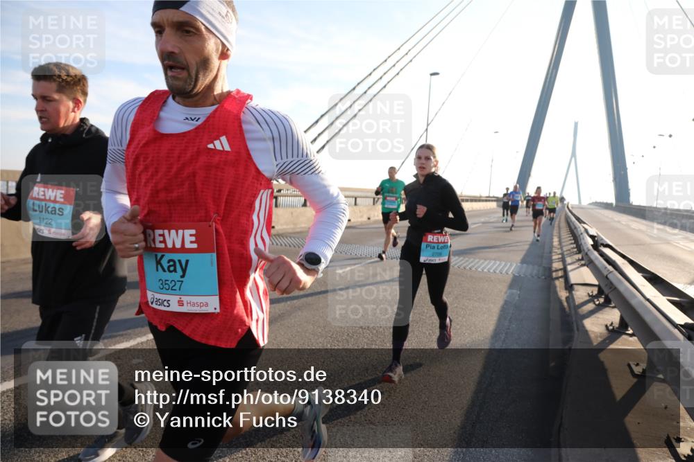 03.10.2025 - Köhlbrandbrückenlauf Yannick Fuchs http://msf.ph/oto/9138340 03.10.2025 08:22:31 Position 2 1122, 3527, 2708 meine-sportfotos.de
