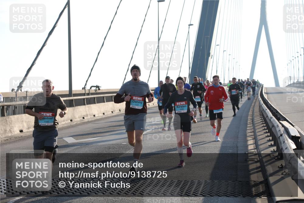 03.10.2025 - Köhlbrandbrückenlauf Yannick Fuchs http://msf.ph/oto/9138725 03.10.2025 08:23:07 Position 2 1142, 1237, 1258 meine-sportfotos.de