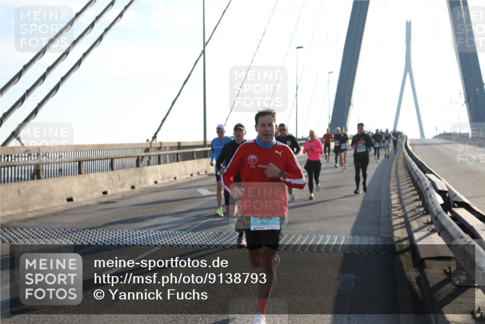 03.10.2025 - Köhlbrandbrückenlauf Yannick Fuchs http://msf.ph/oto/9138793 03.10.2025 08:23:11 Position 2 3525, 600 meine-sportfotos.de