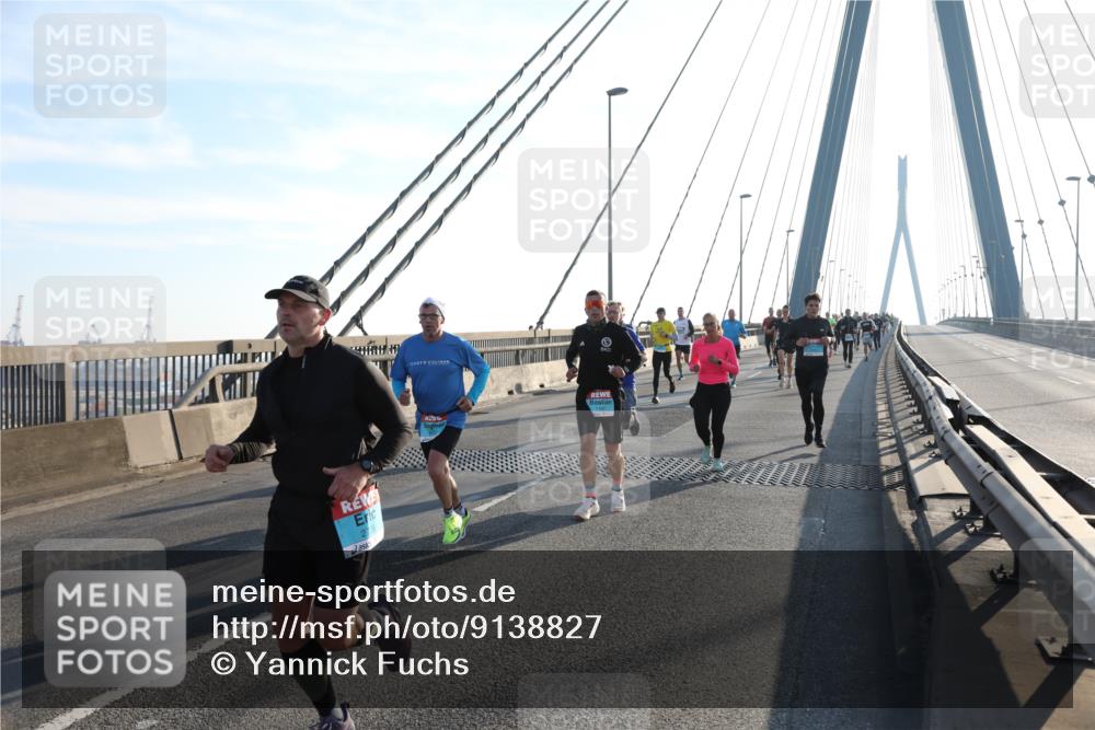03.10.2025 - Köhlbrandbrückenlauf Yannick Fuchs http://msf.ph/oto/9138827 03.10.2025 08:23:13 Position 2 2709 meine-sportfotos.de