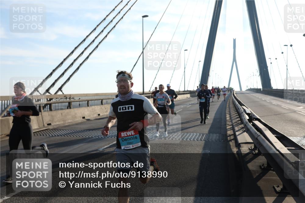 03.10.2025 - Köhlbrandbrückenlauf Yannick Fuchs http://msf.ph/oto/9138990 03.10.2025 08:23:21 Position 2 2880 meine-sportfotos.de