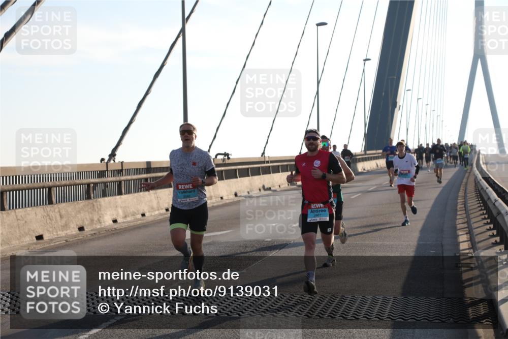 03.10.2025 - Köhlbrandbrückenlauf Yannick Fuchs http://msf.ph/oto/9139031 03.10.2025 08:23:27 Position 2  meine-sportfotos.de