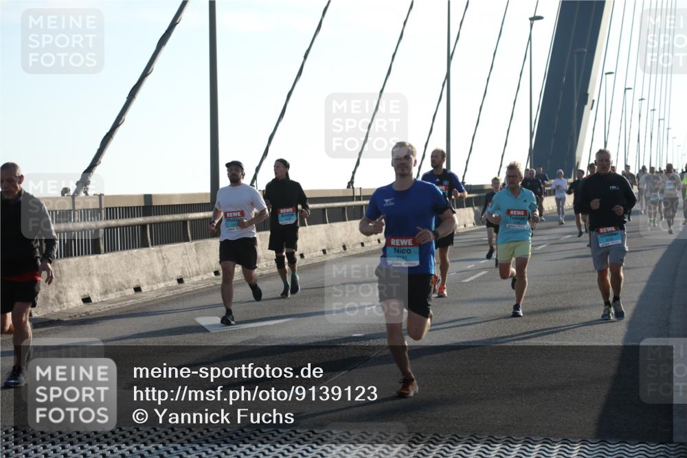 03.10.2025 - Köhlbrandbrückenlauf Yannick Fuchs http://msf.ph/oto/9139123 03.10.2025 08:23:34 Position 2 3181 meine-sportfotos.de