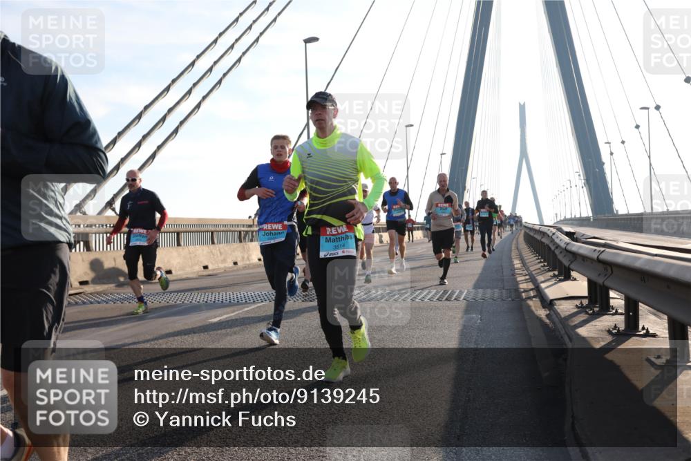 03.10.2025 - Köhlbrandbrückenlauf Yannick Fuchs http://msf.ph/oto/9139245 03.10.2025 08:23:43 Position 2 3514 meine-sportfotos.de