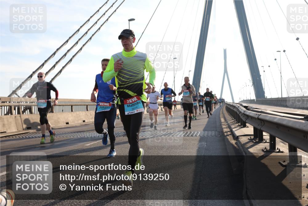 03.10.2025 - Köhlbrandbrückenlauf Yannick Fuchs http://msf.ph/oto/9139250 03.10.2025 08:23:43 Position 2 3514 meine-sportfotos.de