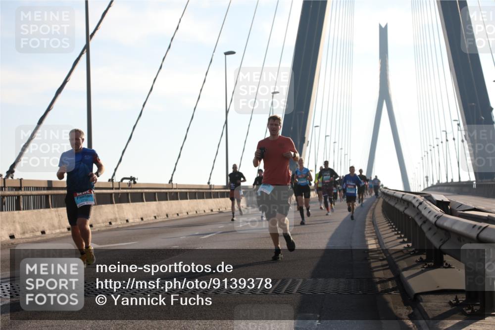 03.10.2025 - Köhlbrandbrückenlauf Yannick Fuchs http://msf.ph/oto/9139378 03.10.2025 08:23:52 Position 2  meine-sportfotos.de