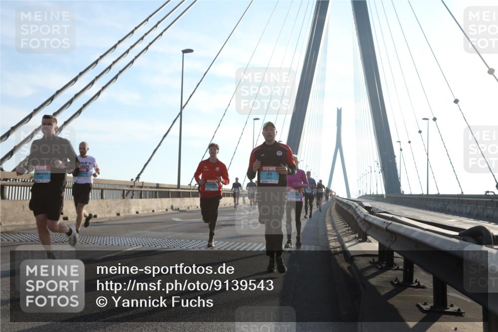03.10.2025 - Köhlbrandbrückenlauf Yannick Fuchs http://msf.ph/oto/9139543 03.10.2025 08:24:05 Position 2  meine-sportfotos.de
