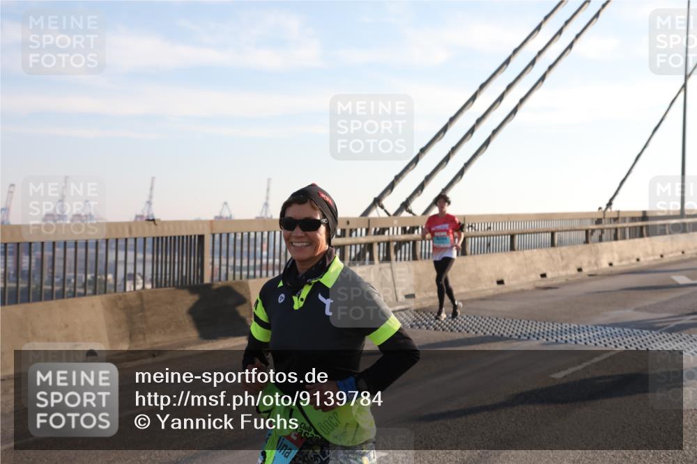 03.10.2025 - Köhlbrandbrückenlauf Yannick Fuchs http://msf.ph/oto/9139784 03.10.2025 08:24:23 Position 2 6 meine-sportfotos.de