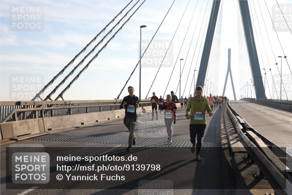 03.10.2025 - Köhlbrandbrückenlauf Yannick Fuchs http://msf.ph/oto/9139798 03.10.2025 08:24:24 Position 2  meine-sportfotos.de