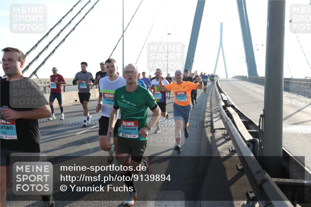 03.10.2025 - Köhlbrandbrückenlauf Yannick Fuchs http://msf.ph/oto/9139894 03.10.2025 08:24:34 Position 2 1146, 1226, 3658, 8 meine-sportfotos.de