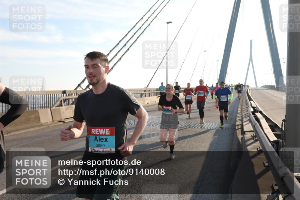 03.10.2025 - Köhlbrandbrückenlauf Yannick Fuchs http://msf.ph/oto/9140008 03.10.2025 08:24:40 Position 2 3659 meine-sportfotos.de