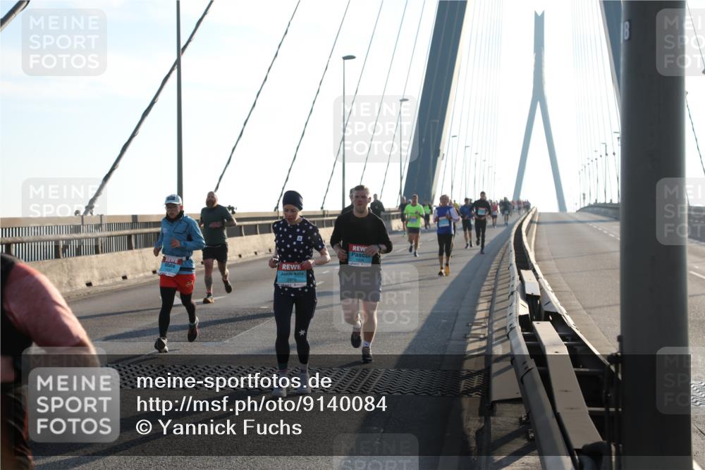 03.10.2025 - Köhlbrandbrückenlauf Yannick Fuchs http://msf.ph/oto/9140084 03.10.2025 08:24:45 Position 2 2979, 1504, 18 meine-sportfotos.de