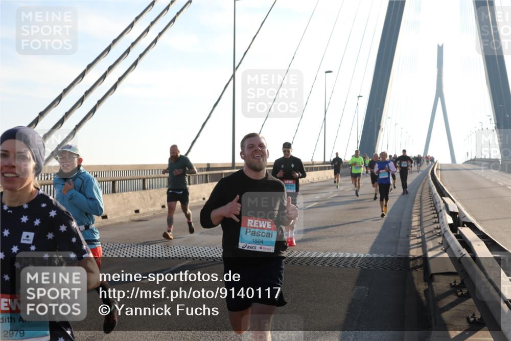 03.10.2025 - Köhlbrandbrückenlauf Yannick Fuchs http://msf.ph/oto/9140117 03.10.2025 08:24:47 Position 2 2979, 1504 meine-sportfotos.de