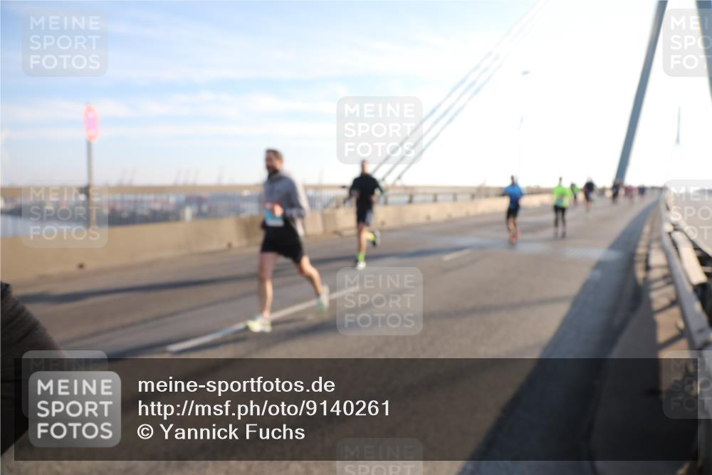 03.10.2025 - Köhlbrandbrückenlauf Yannick Fuchs http://msf.ph/oto/9140261 03.10.2025 08:24:56 Position 2  meine-sportfotos.de