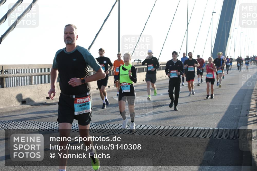 03.10.2025 - Köhlbrandbrückenlauf Yannick Fuchs http://msf.ph/oto/9140308 03.10.2025 08:25:00 Position 2 1056, 3454 meine-sportfotos.de