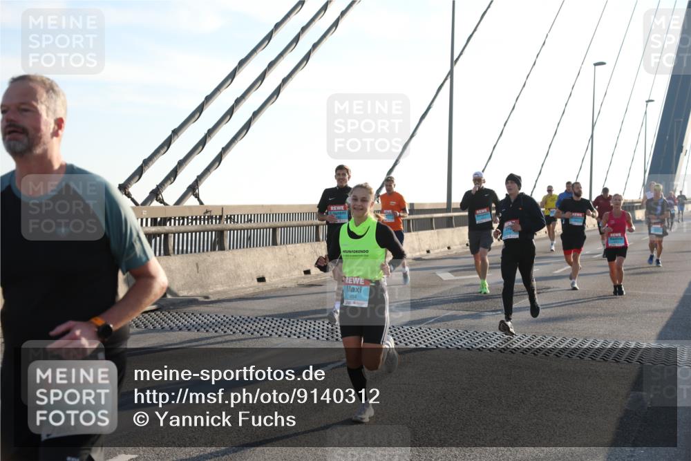 03.10.2025 - Köhlbrandbrückenlauf Yannick Fuchs http://msf.ph/oto/9140312 03.10.2025 08:25:01 Position 2 1056, 3454 meine-sportfotos.de