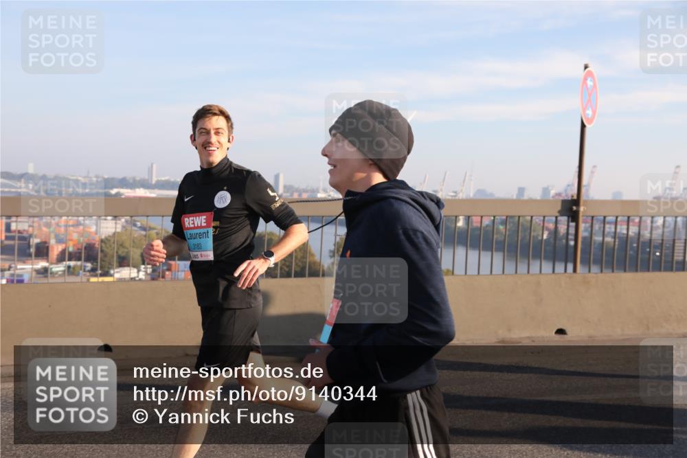 03.10.2025 - Köhlbrandbrückenlauf Yannick Fuchs http://msf.ph/oto/9140344 03.10.2025 08:25:04 Position 2 3183 meine-sportfotos.de