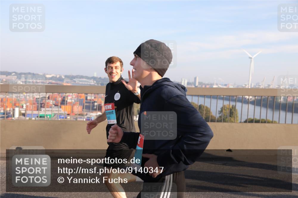 03.10.2025 - Köhlbrandbrückenlauf Yannick Fuchs http://msf.ph/oto/9140347 03.10.2025 08:25:04 Position 2 3183 meine-sportfotos.de