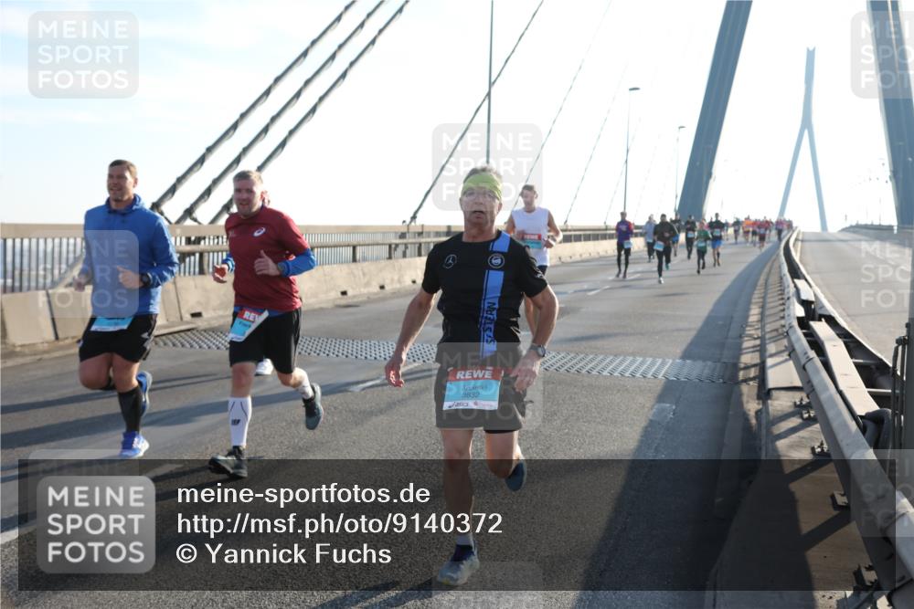 03.10.2025 - Köhlbrandbrückenlauf Yannick Fuchs http://msf.ph/oto/9140372 03.10.2025 08:25:07 Position 2 3832 meine-sportfotos.de