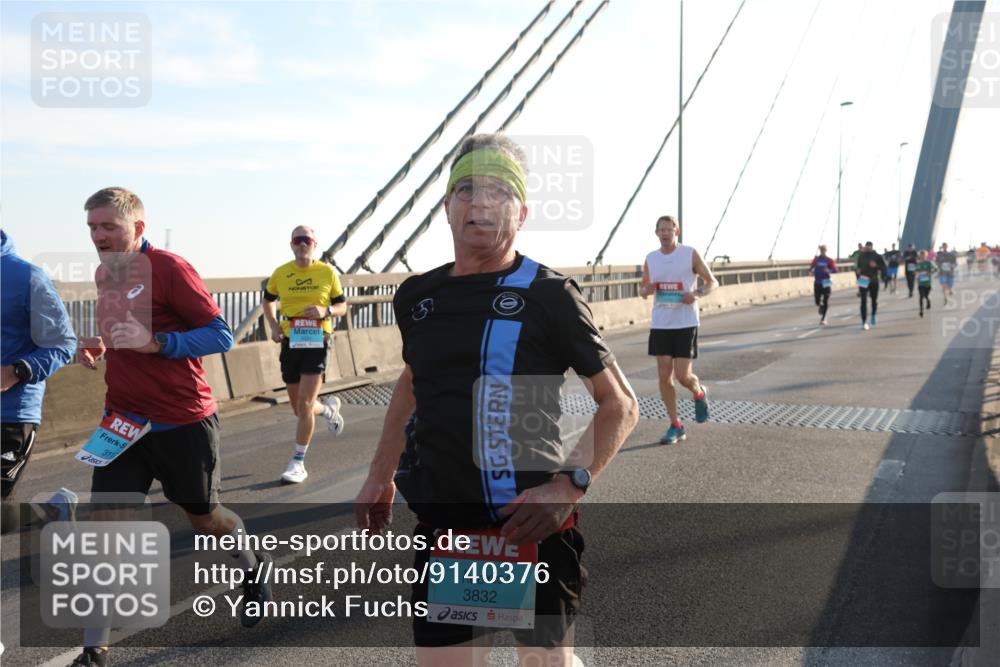 03.10.2025 - Köhlbrandbrückenlauf Yannick Fuchs http://msf.ph/oto/9140376 03.10.2025 08:25:08 Position 2 311, 3832 meine-sportfotos.de