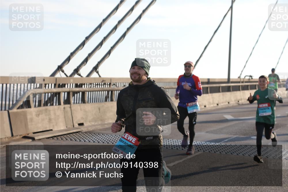 03.10.2025 - Köhlbrandbrückenlauf Yannick Fuchs http://msf.ph/oto/9140398 03.10.2025 08:25:12 Position 2 2959 meine-sportfotos.de
