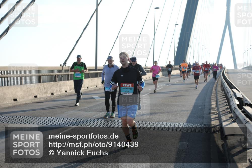 03.10.2025 - Köhlbrandbrückenlauf Yannick Fuchs http://msf.ph/oto/9140439 03.10.2025 08:25:15 Position 2 1316 meine-sportfotos.de