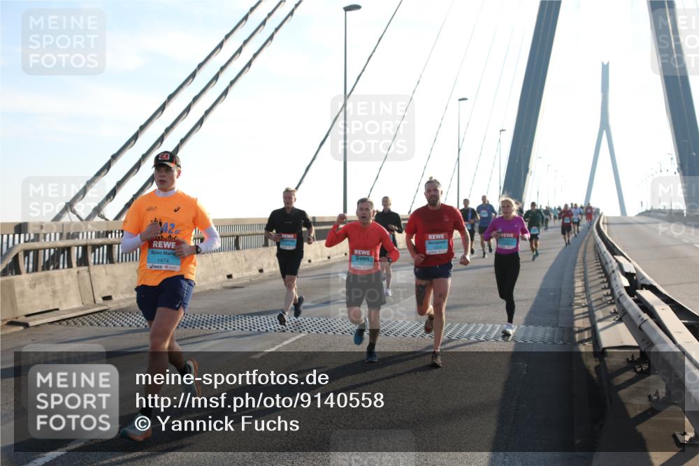 03.10.2025 - Köhlbrandbrückenlauf Yannick Fuchs http://msf.ph/oto/9140558 03.10.2025 08:25:24 Position 2 42, 1474, 1273 meine-sportfotos.de