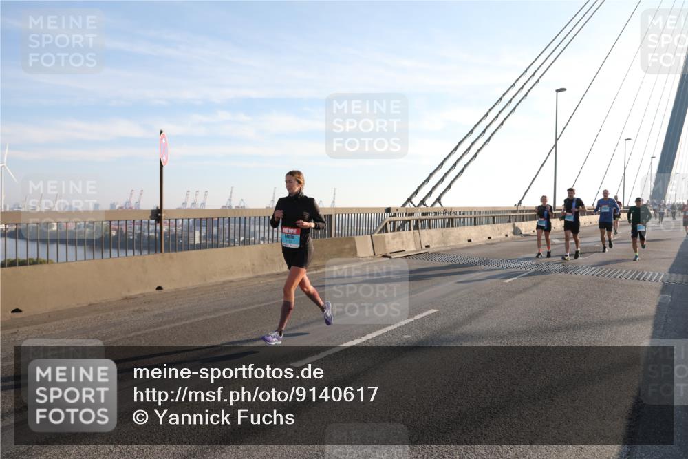 03.10.2025 - Köhlbrandbrückenlauf Yannick Fuchs http://msf.ph/oto/9140617 03.10.2025 08:25:27 Position 2  meine-sportfotos.de