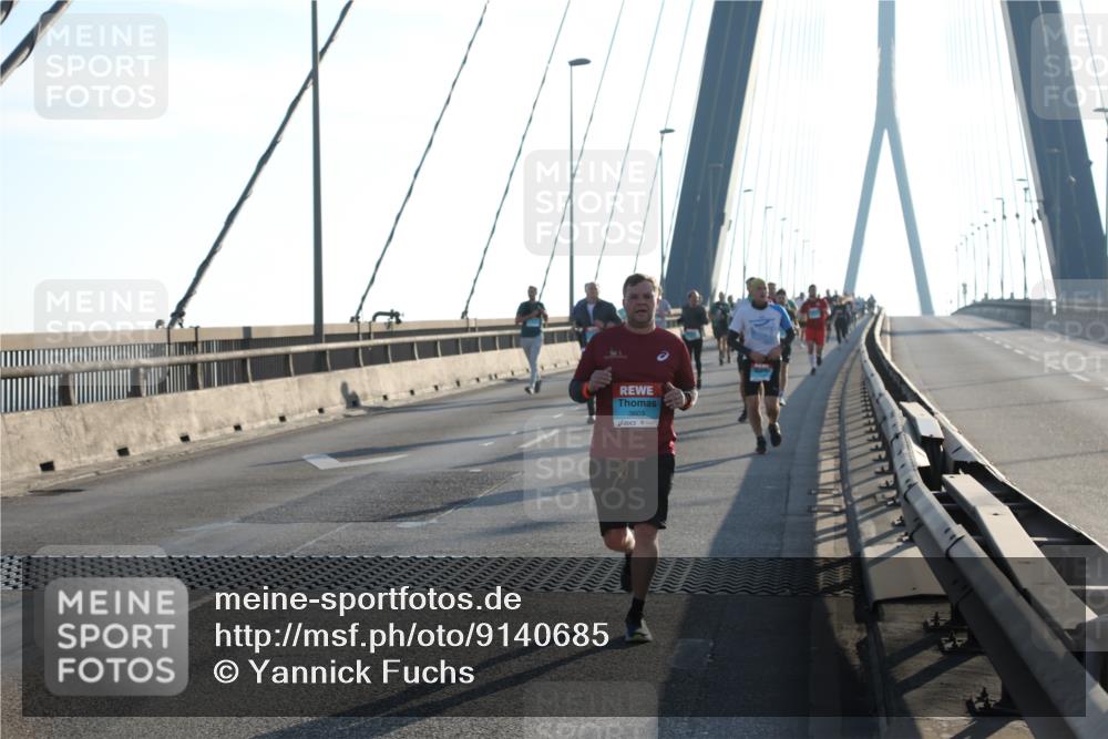 03.10.2025 - Köhlbrandbrückenlauf Yannick Fuchs http://msf.ph/oto/9140685 03.10.2025 08:25:32 Position 2 3603 meine-sportfotos.de