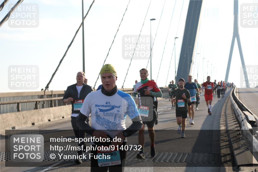 03.10.2025 - Köhlbrandbrückenlauf Yannick Fuchs http://msf.ph/oto/9140732 03.10.2025 08:25:37 Position 2 1334, 41, 29, 2012, 1116 meine-sportfotos.de
