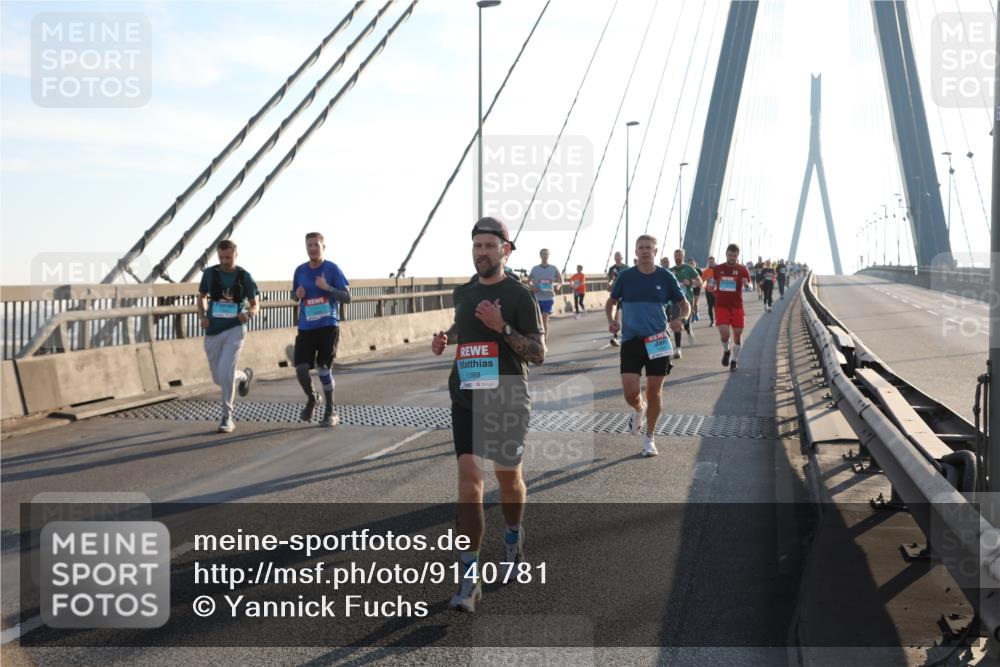 03.10.2025 - Köhlbrandbrückenlauf Yannick Fuchs http://msf.ph/oto/9140781 03.10.2025 08:25:40 Position 2 1088 meine-sportfotos.de